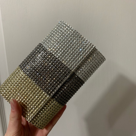 Clutch - Picture 1 of 2